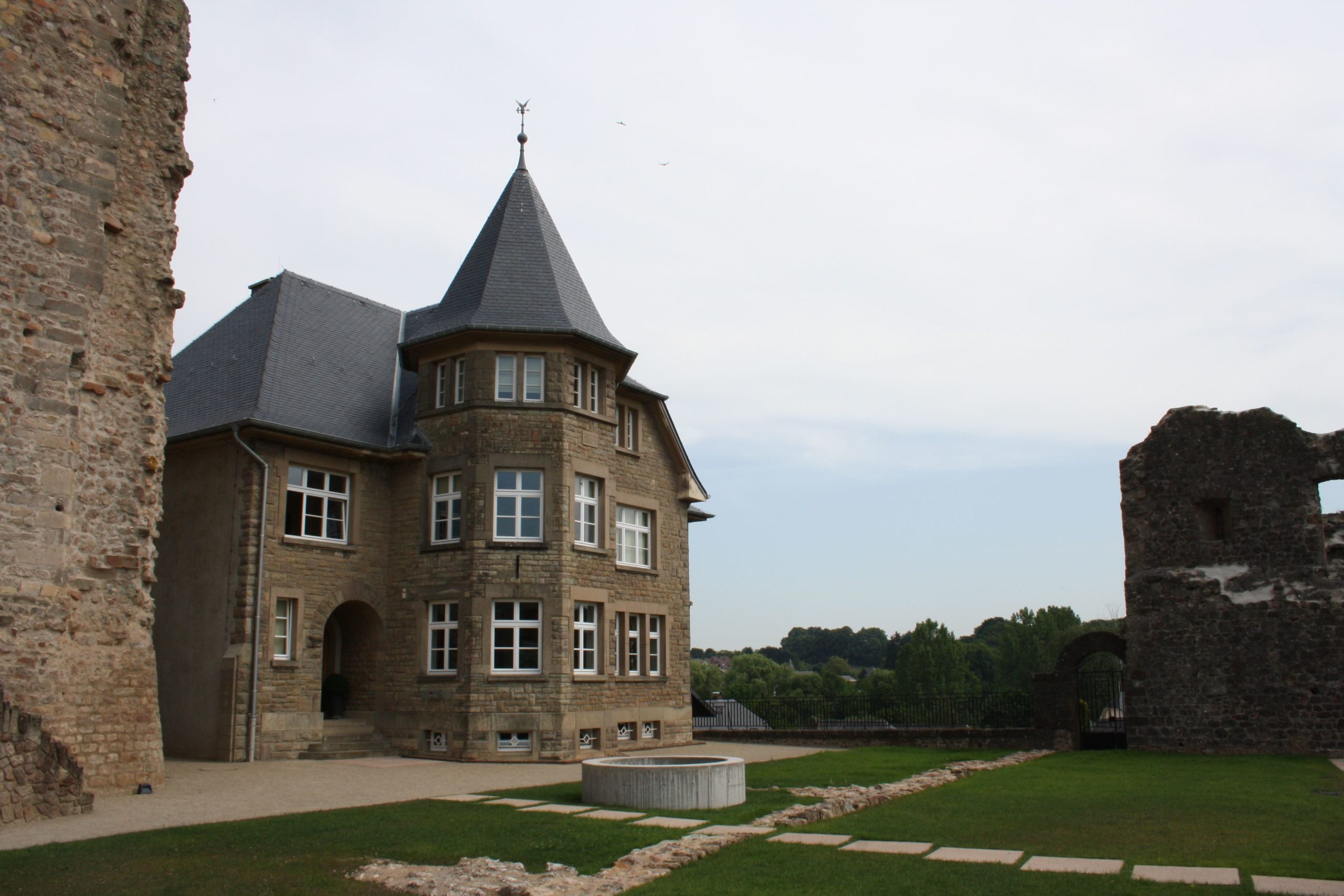 Photo - Château d'Useldange